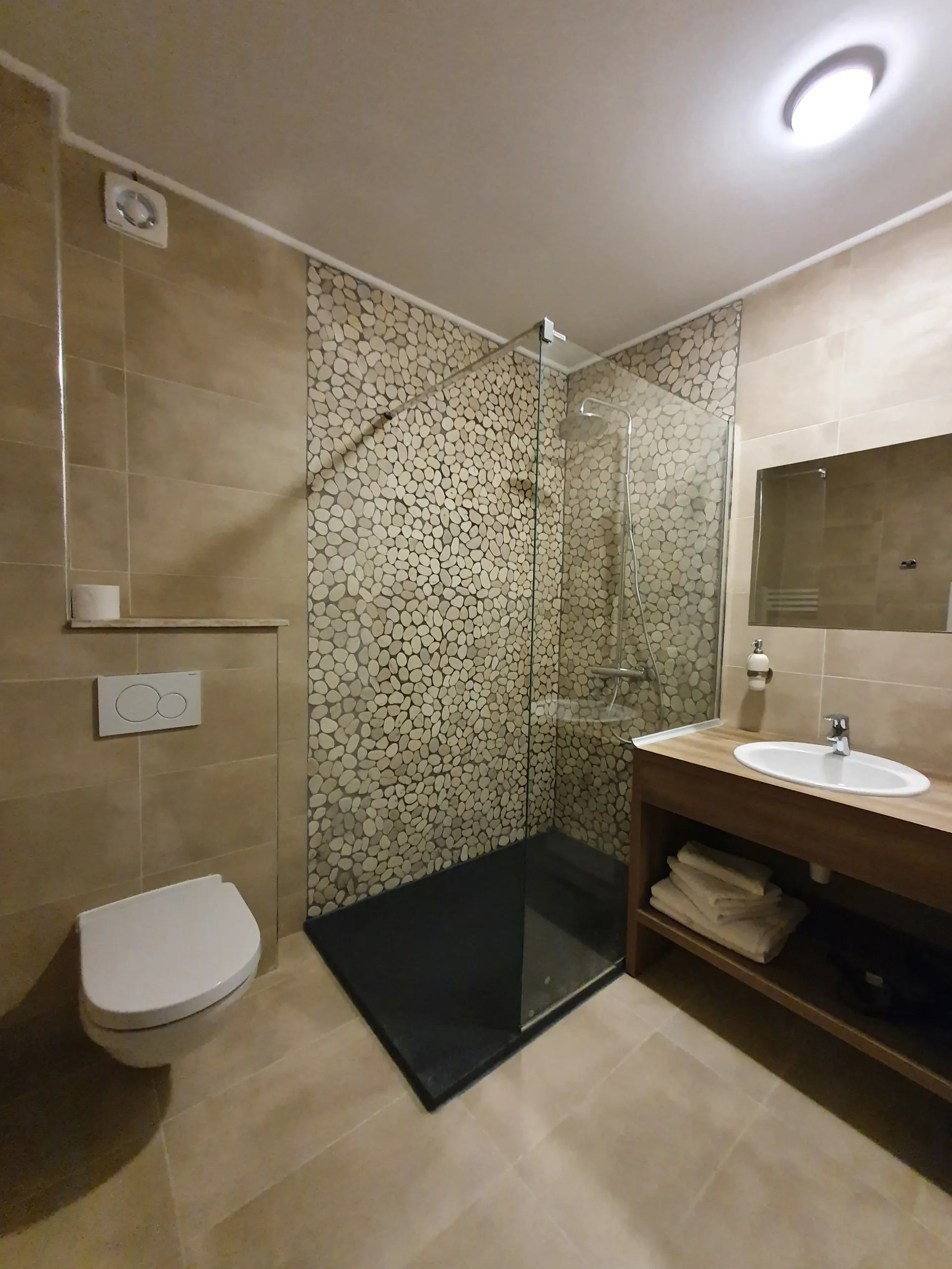 Cameră Dublă Deluxe — foto 4